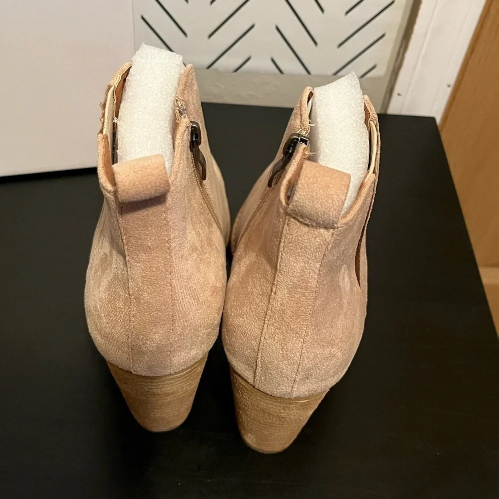 Beast Fashion, Jackie Ankle Boots NWT